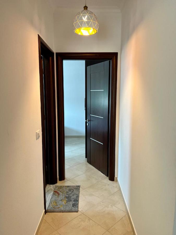Sunshine Apartment ซารานเดอ ภายนอก รูปภาพ