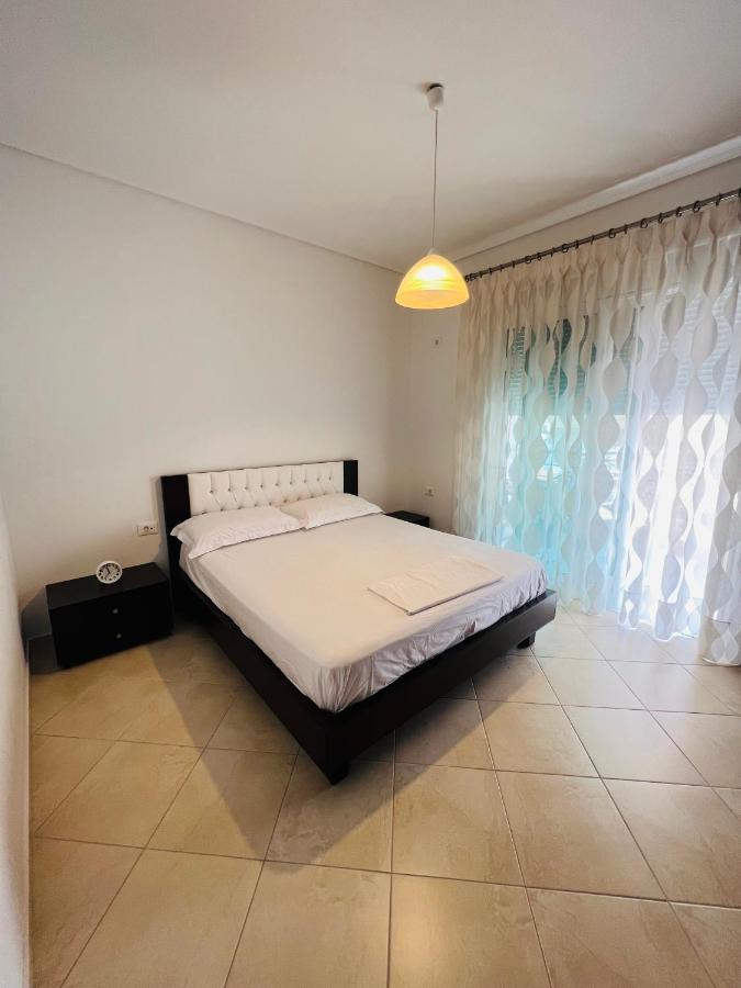 Sunshine Apartment ซารานเดอ ภายนอก รูปภาพ