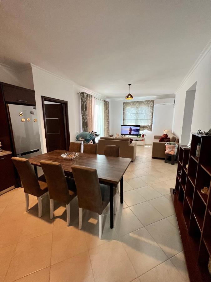 Sunshine Apartment ซารานเดอ ภายนอก รูปภาพ